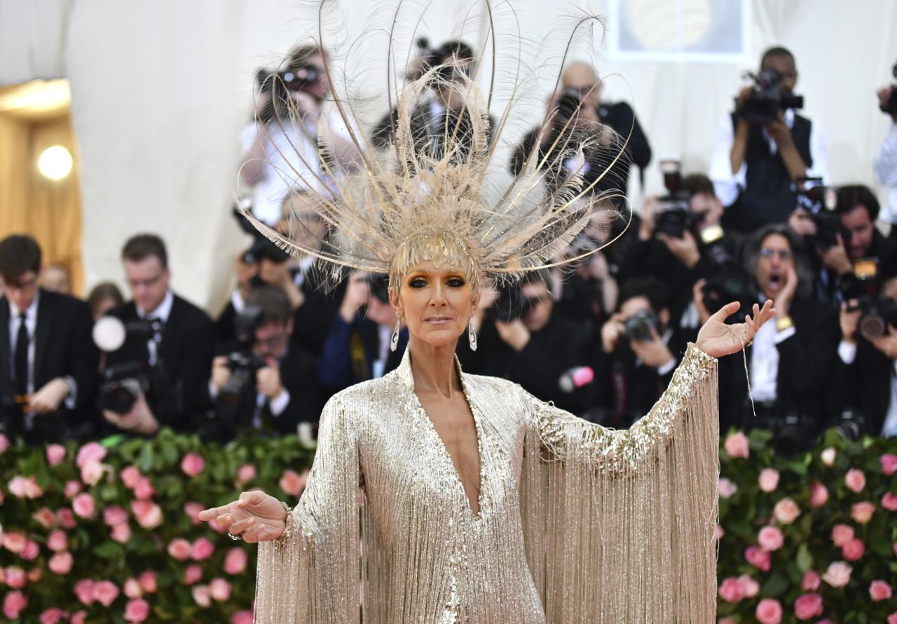 Celine Dion attends the Met Gala wearing Oscar de la Renta.