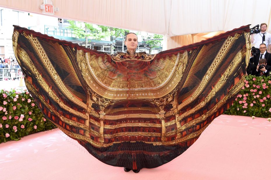 Broadway theater-owner Jordan Roth stunned onlookers with this elaborate winged outfit designed by Iris van Herpen.