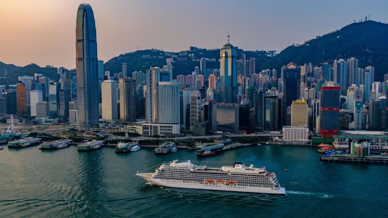 <strong>Viking Ultimate World Cruise:</strong> The Viking Sun will set out on August 31, 2019 for an eight-month luxury odyssey spanning 53 countries. 