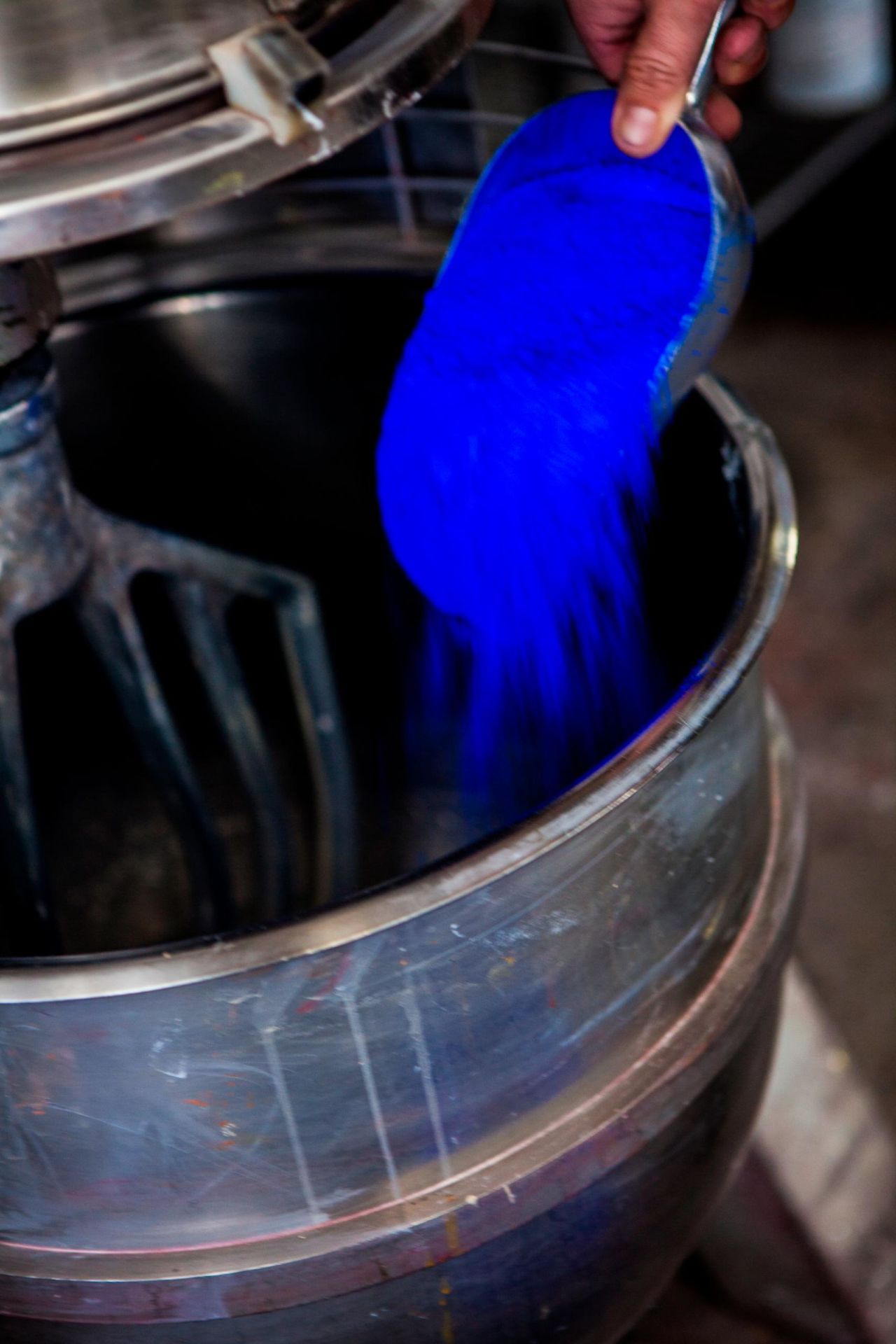 How paint is made The surprisingly beautiful science CNN