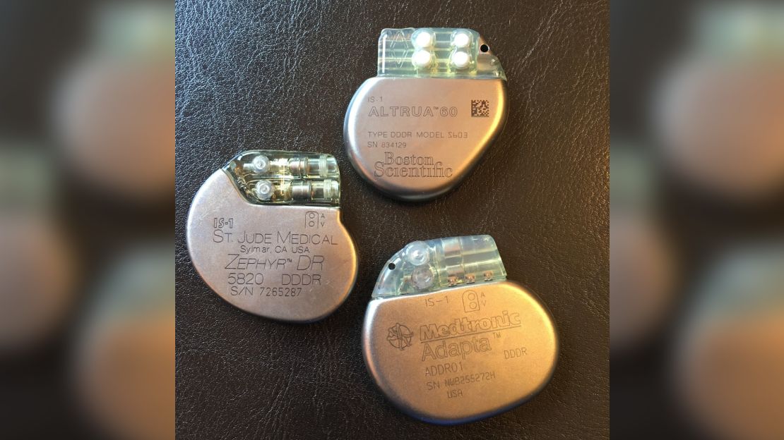 Donated pacemakers that are too large or too old are used for teaching purposes. 