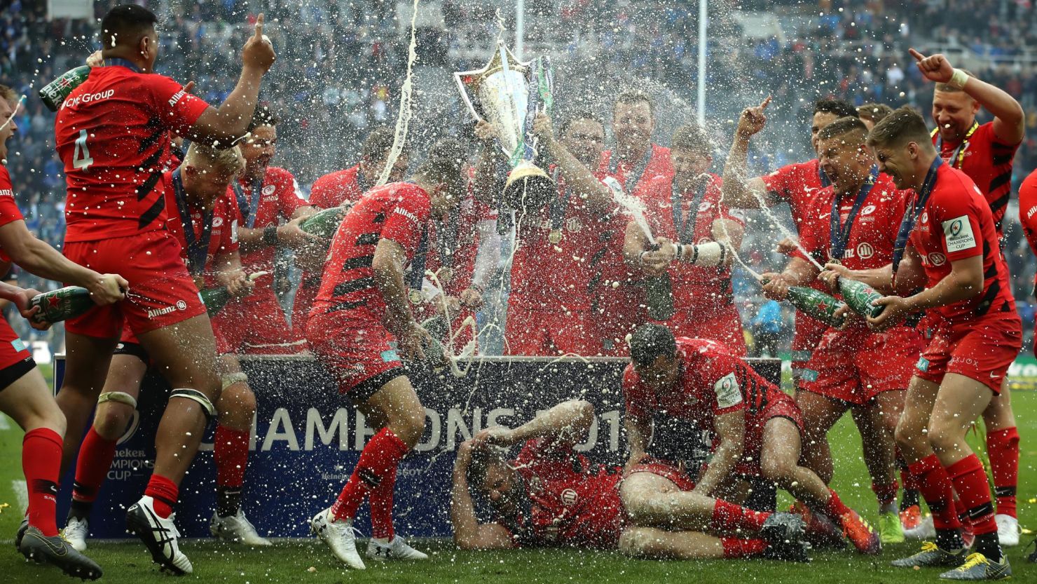 Saracens players celebrate winning the 2019 European Champions Cup
