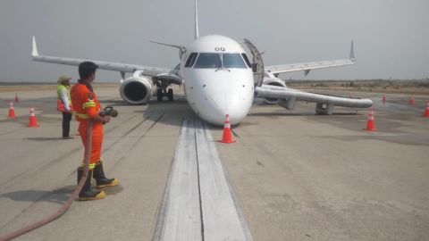 The plane was headed in for landing when the pilot discovered the problem.