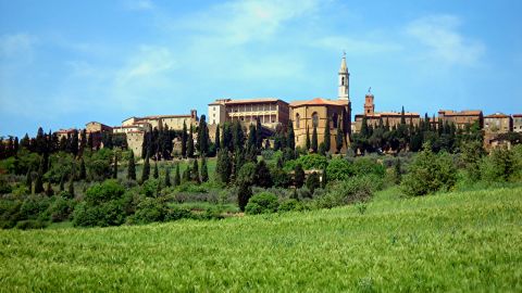 Pienza lies in the province of Siena.