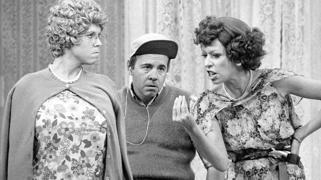 Vicki Lawrence (as Mama Harper) Carol Burnett (as Eunice Higgins), Tim Conway (as Mickey Hart) on 'The Carol Burnett Show' in 1977. (Photo by CBS via Getty Images) 