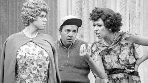 Vicki Lawrence (as Mama Harper) Carol Burnett (as Eunice Higgins), Tim Conway (as Mickey Hart) on 'The Carol Burnett Show' in 1977. (Photo by CBS via Getty Images)