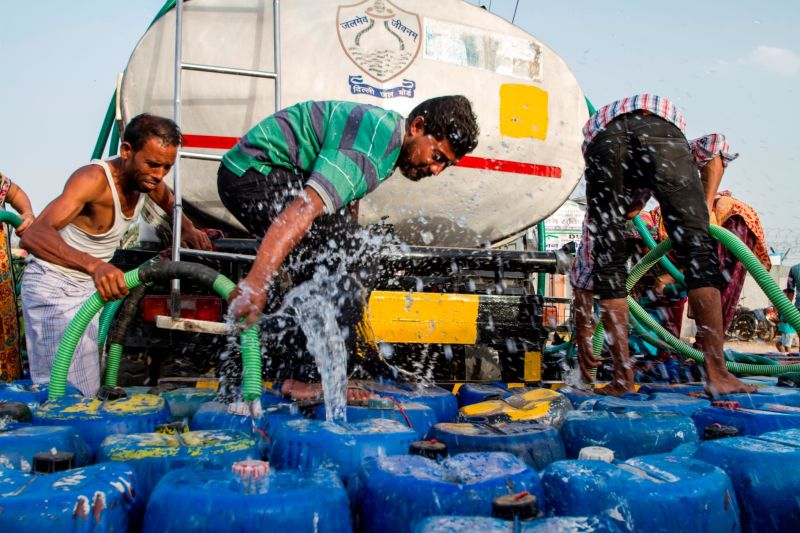 India water crisis: The families on the front line | CNN