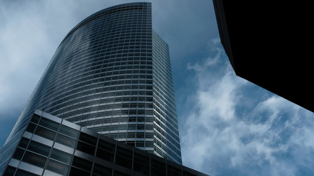 Purchasing United Capital will broaden Goldman Sachs' wealth management footprint by adding $25 billion in assets under management and 22,000 clients.