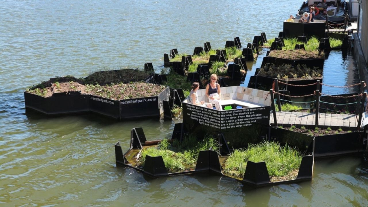 In Rotterdam, a floating green park made entirely from recycled plastic found in the harbor has been developed by the Recycled Island Foundation. The park serves as a green space for people and a home for nature, including fish and birds. 