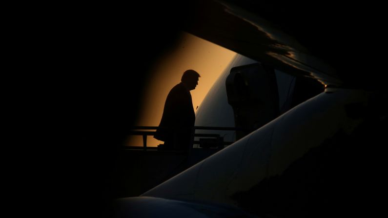 US President Donald Trump boards Air Force One in Kenner, Louisiana, on Tuesday, May 14. <a href="http://www.cnn.com/2019/05/09/world/gallery/week-in-photos-0510/index.html" target="_blank">See last week in 24 photos</a>