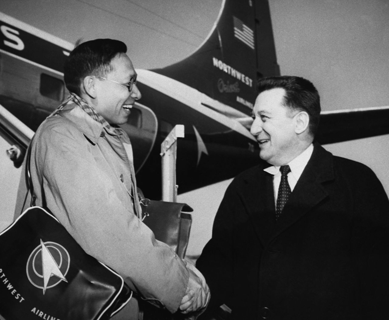 Pei, left, then the director of the Architectural Division of Webb and Knapp, is greeted at Idlewild Airport on March 18, 1950, in New York.