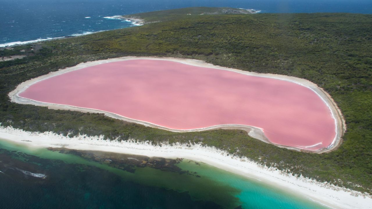 <strong>Lake Hillier, Australia: </strong>This saline lake on the edge of  the largest island in the Recherché Archipelago, is fame for its pink water, thought to be caused by the combination of algae and a high concentration of salt.