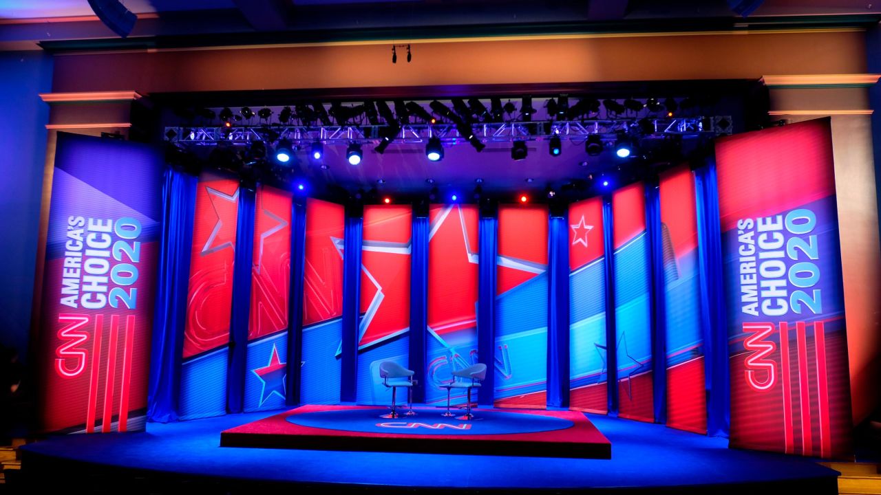 01 cnn towh hall beto empty stage