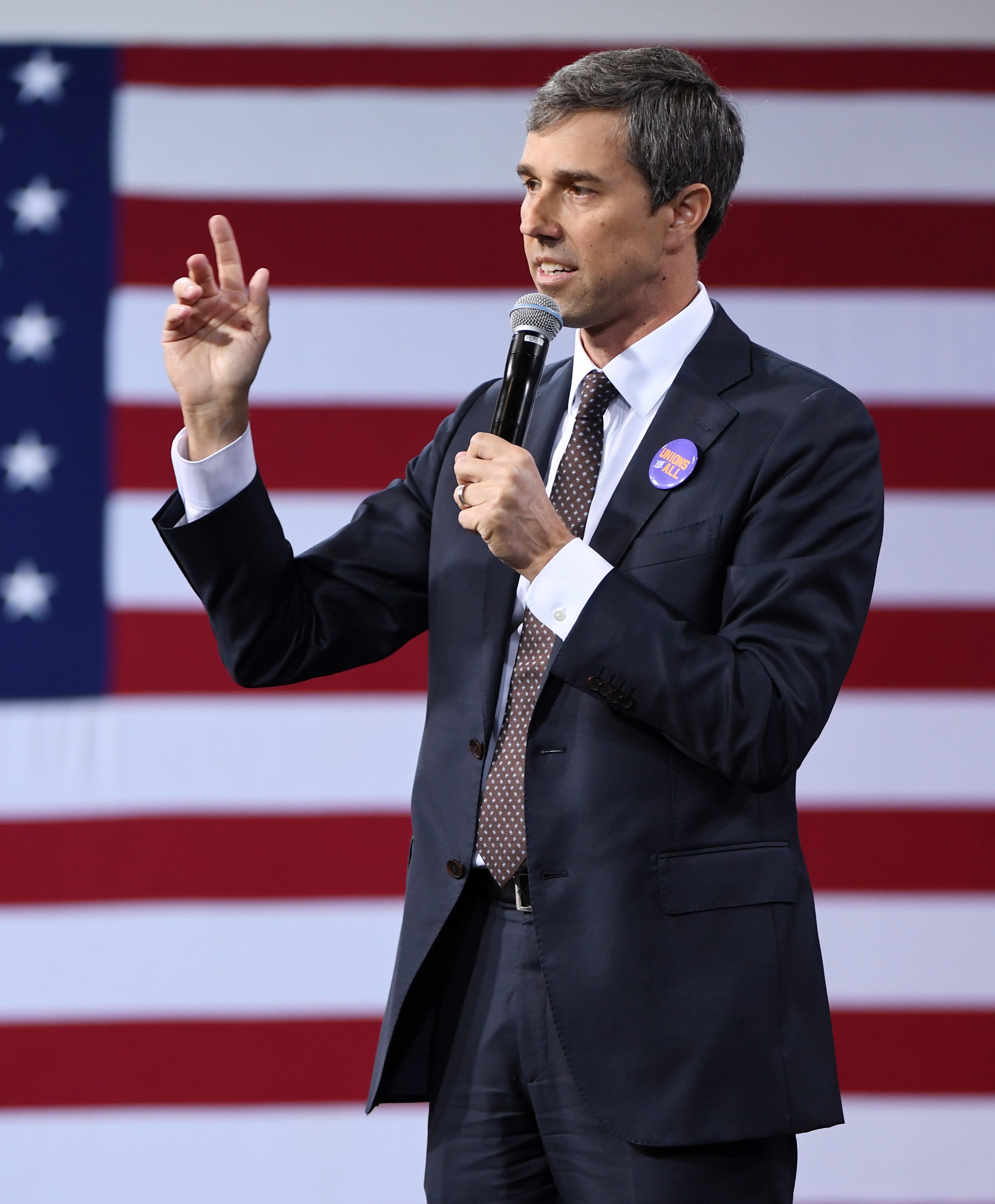Beto O'Rourke walks tightrope on immigration, border policy
