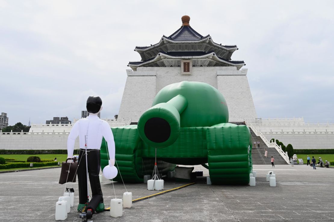 An artwork of Tank Man by Taiwanese artist Shake, inspired by a sketch of dissident Chinese artist Baidiucao, is on display in front of Chiang Kai-shek Memorial Hall in Taipei on May 21, 2019.