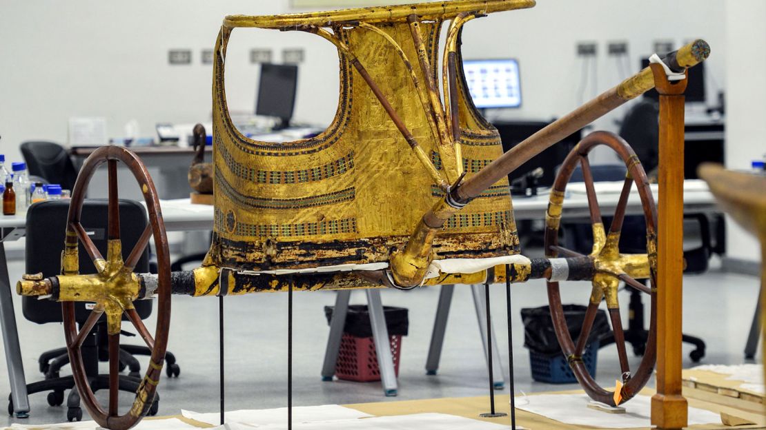 One of the golden chariots previously on display in the Cairo museum