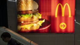 01 McDonalds Annual Sharholder Meeting