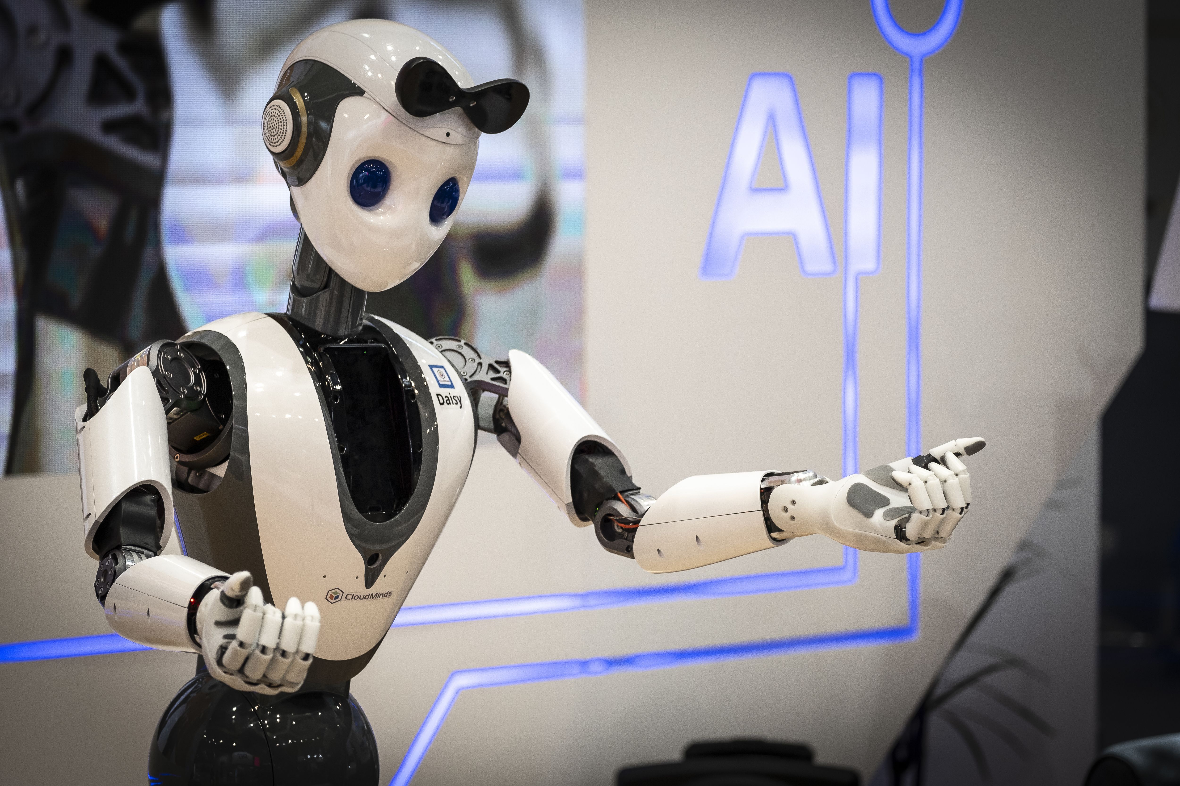 How Artificial Intelligence and the robotic revolution will change