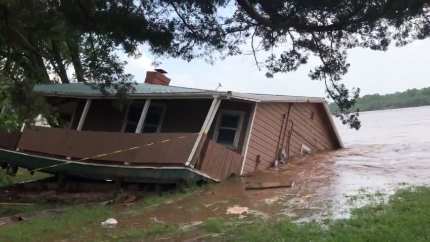 house falls into the river koco