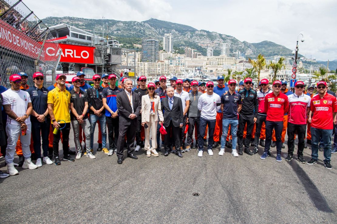 Drivers wore red caps in tribute to the late Niki Lauda who died aged 70. 