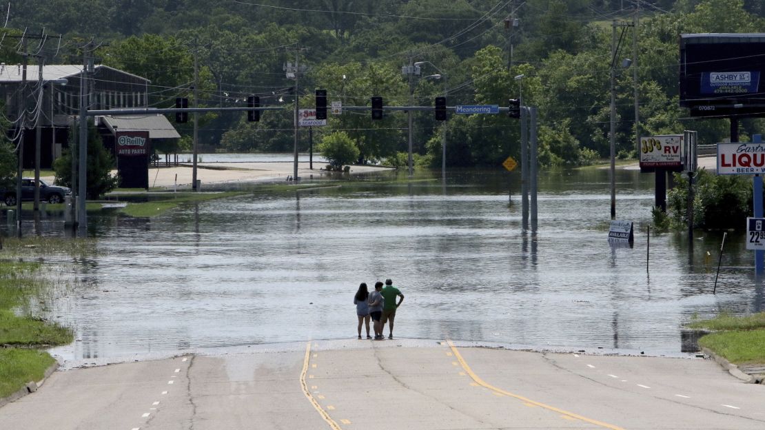 01 ar flooding 0525