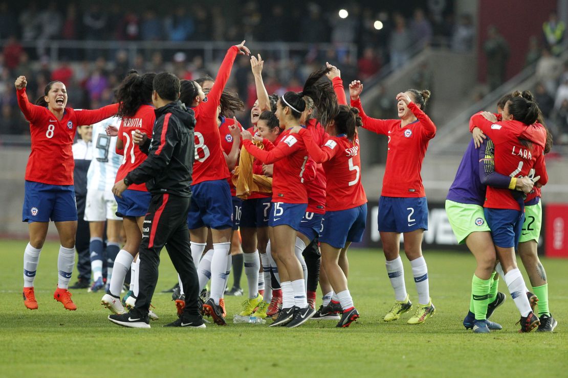 Chile's women beat Argentina to finish second and qualify for the World Cup.