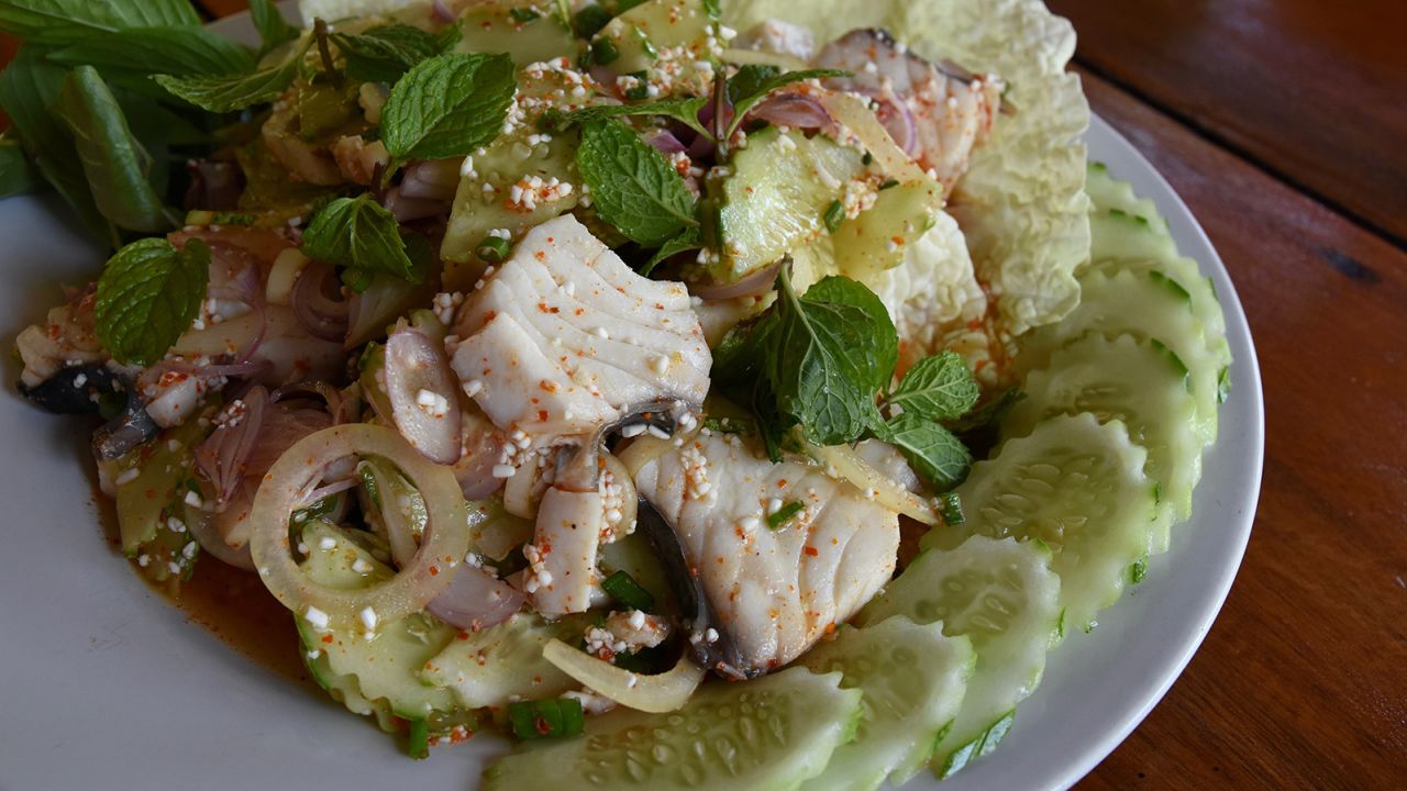 Enjoy delicious Thai seafood dishes at Chao Le Homestay, a family establishment on the island.