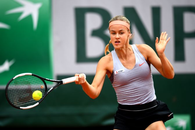 Schmiedlova, who had lost her last nine slam matches, couldn't miss while Osaka struggled.  