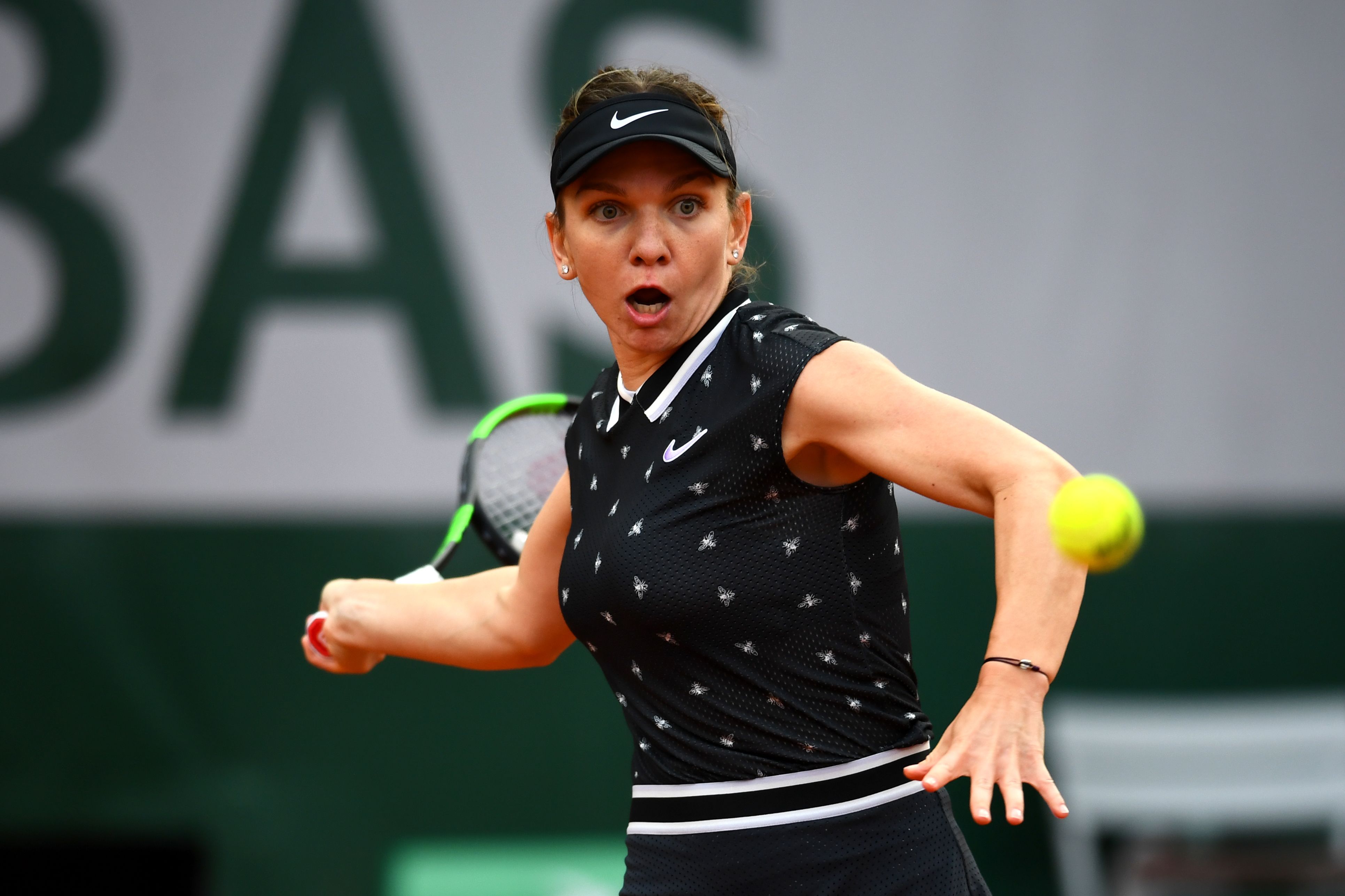 Also progressing was last year's winner Simona Halep, who needed three sets to beat Ajla Tomljanovic.