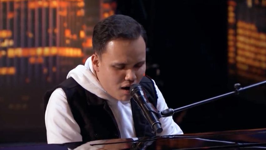 Cody Lee's First Performance On America's Got Talent ‘America’s Got Talent’ singer Kodi Lee gets season’s first golden
