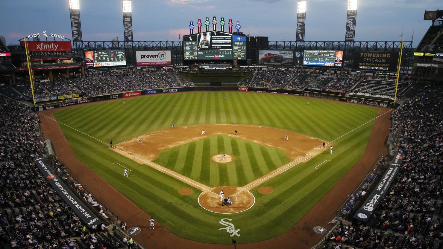 A general view at Guaranteed Rate Field as the Chicago White Sox take on the Toronto Blue Jays on May 16, 2019 in Chicago, Illinois. 