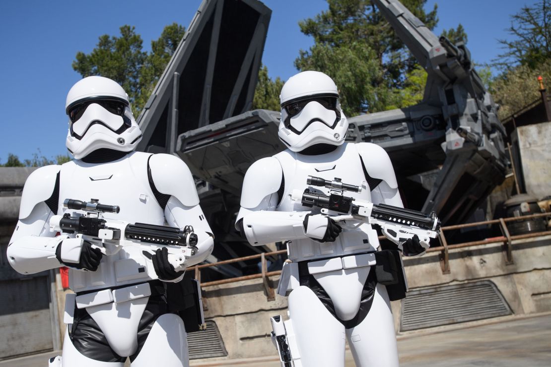 First Order Stormtroopers guard the TIE echelon ship.