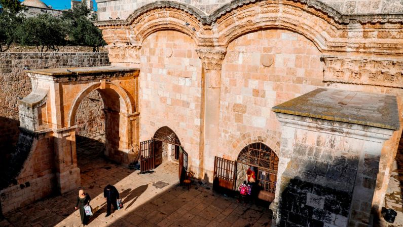<strong>The Golden Gate:</strong> This gate is known as Bab al-Rahma in Arabic and sometimes the Gate of Mercy.