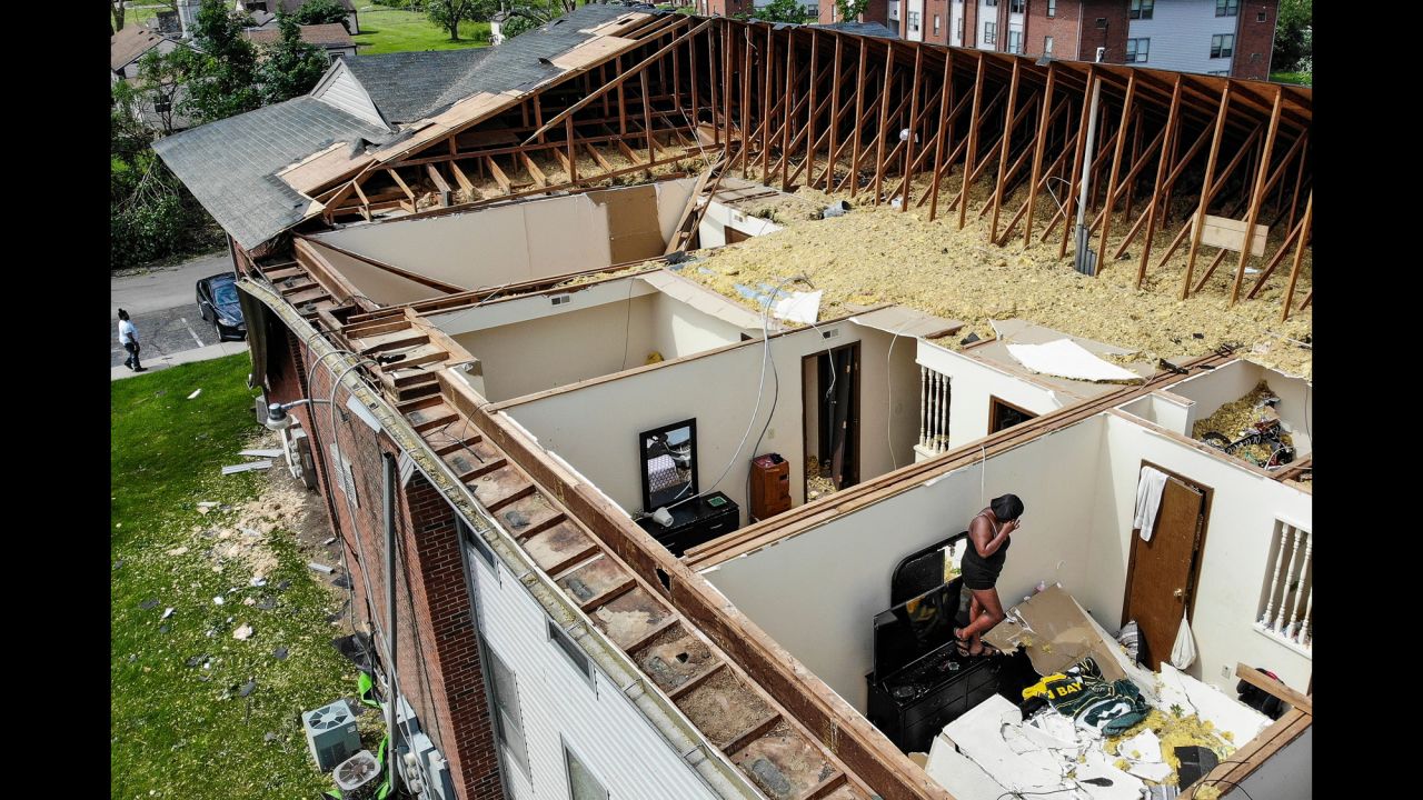 Residents sort through damaged apartments in Trotwood, Ohio, on Tuesday, May 28. <a href="http://www.cnn.com/2019/05/28/us/gallery/ohio-tornadoes-severe-weather/index.html" target="_blank">At least three tornadoes </a>are believed to have caused severe damage in the region.