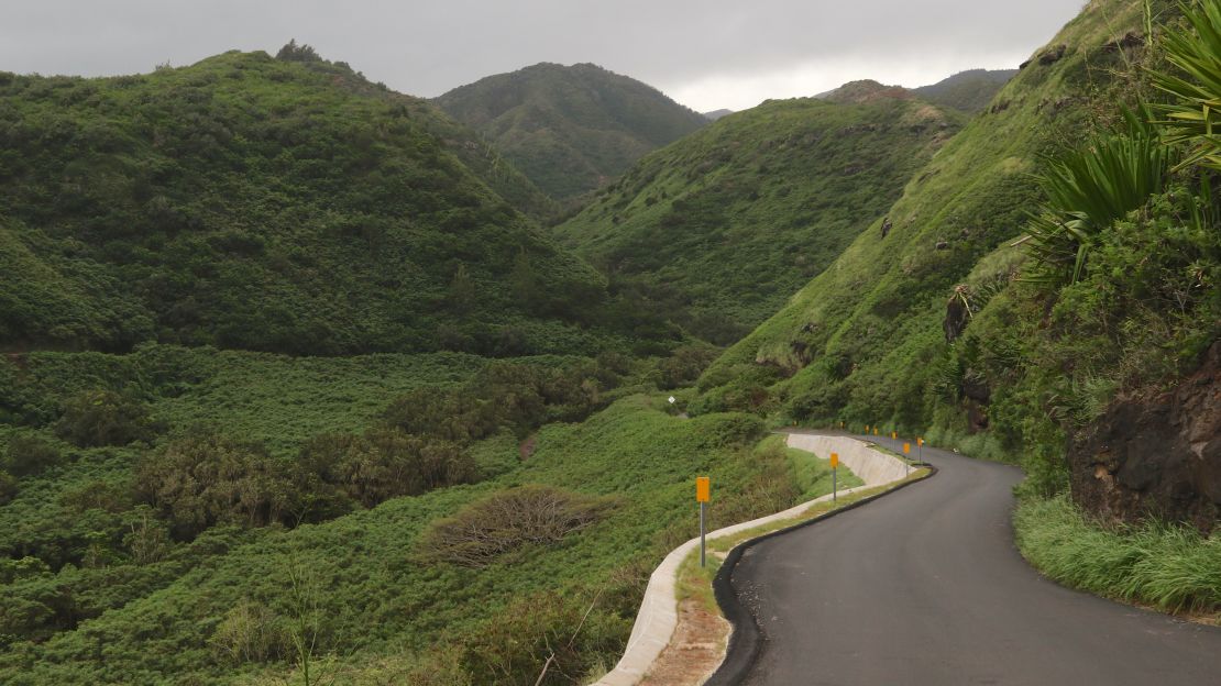 Highway 340 gives you an intimate look at Maui's North Shore.