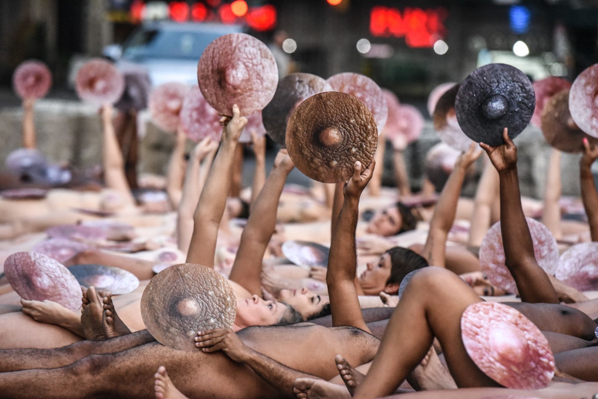 Demonstrators, photographed by Spencer Tunick, bare nipples