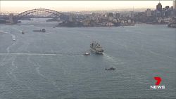 Chinese warships arriving in Sydney harbor_00032514.jpg