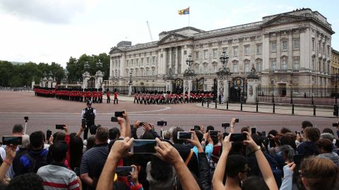 22 trump uk 0603