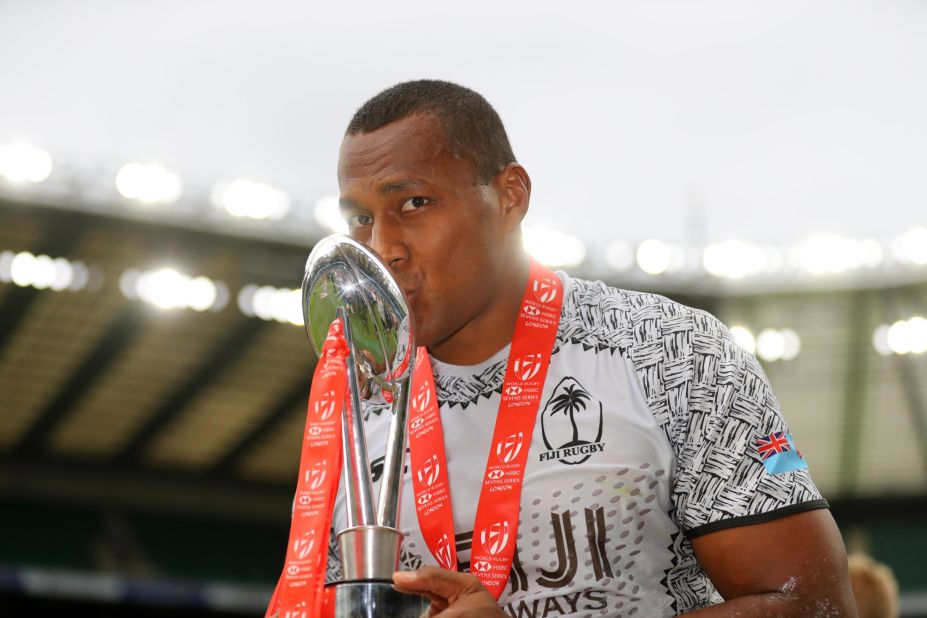 Fiji won back-to-back London Sevens titles for the first time by demolishing Australia 43-7. Gareth Baber's side moved to the top of the overall standings after ousting title rival USA in the semifinals.  