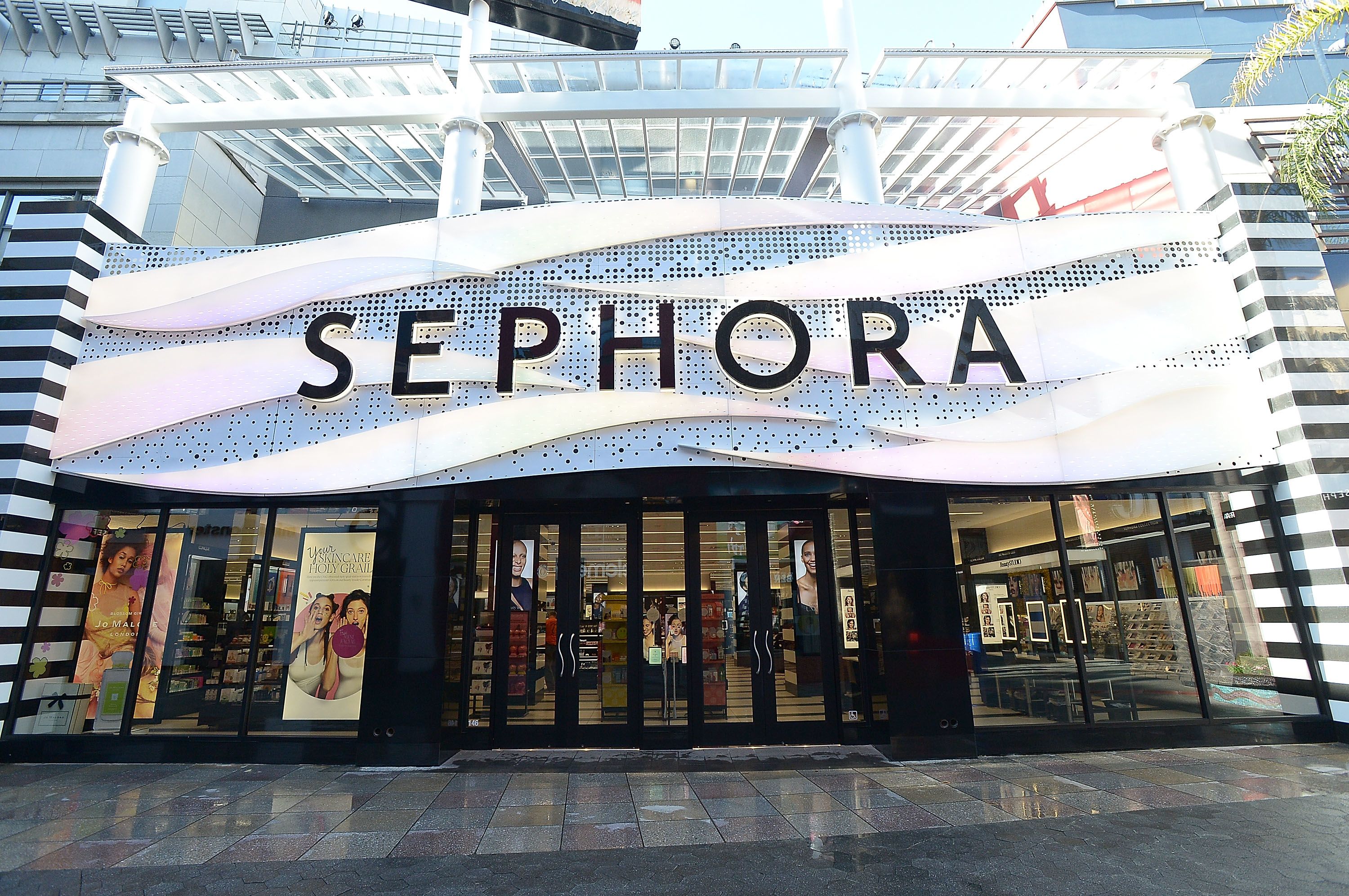 Sephora Expands its Ecommerce Presence in Europe and the Middle East