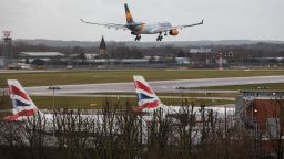 LONDON, ENGLAND - DECEMBER 21: An aircraft comes in to land as the runway is reopened at Gatwick Airport on December 21, 2018 in London, England. Authorities at Gatwick have reopened the runway after drones were spotted over the airport on the night of December 19. The shutdown sparked a succession of delays and diversions in the run up to the Christmas getaway, in what authorities have called a "deliberate act" to disrupt the airport. Police continue their search for the drone operators responsible. (Photo by Jack Taylor/Getty Images)