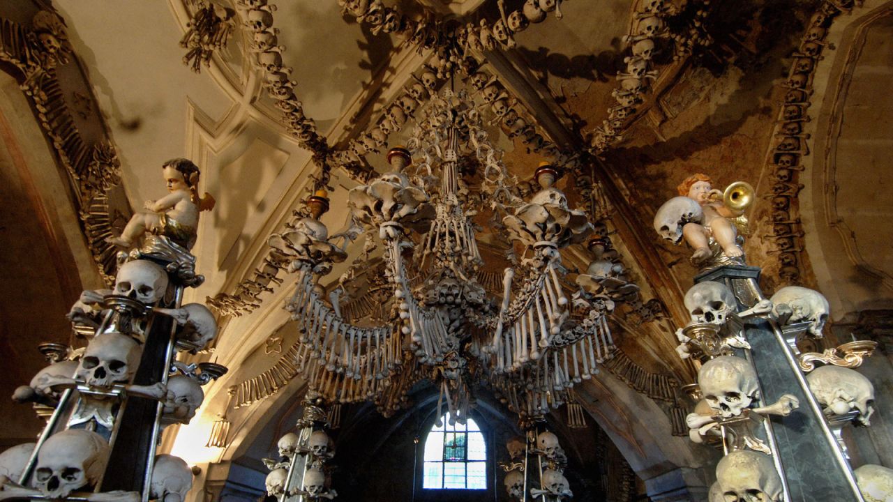 <strong>'Bone Church': </strong>Located in Czech city Kutná Hora, Sedlec Ossuary is adorned with around 40,000 human skeletons. 