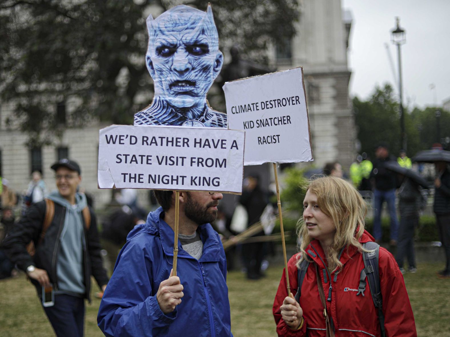 In Pictures Demonstrators Protest Trumps Uk Visit Cnn 