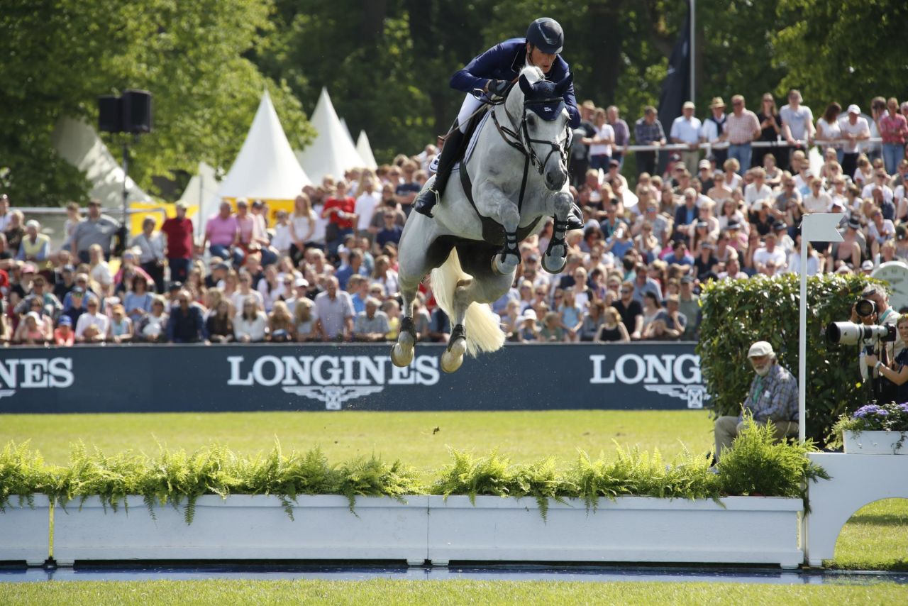 <strong>Hamburg:</strong> Home favorite Daniel Deusser rode Jasmien v. Bisschop to victory in the Hamburg leg of the Longines Global Champions Tour.