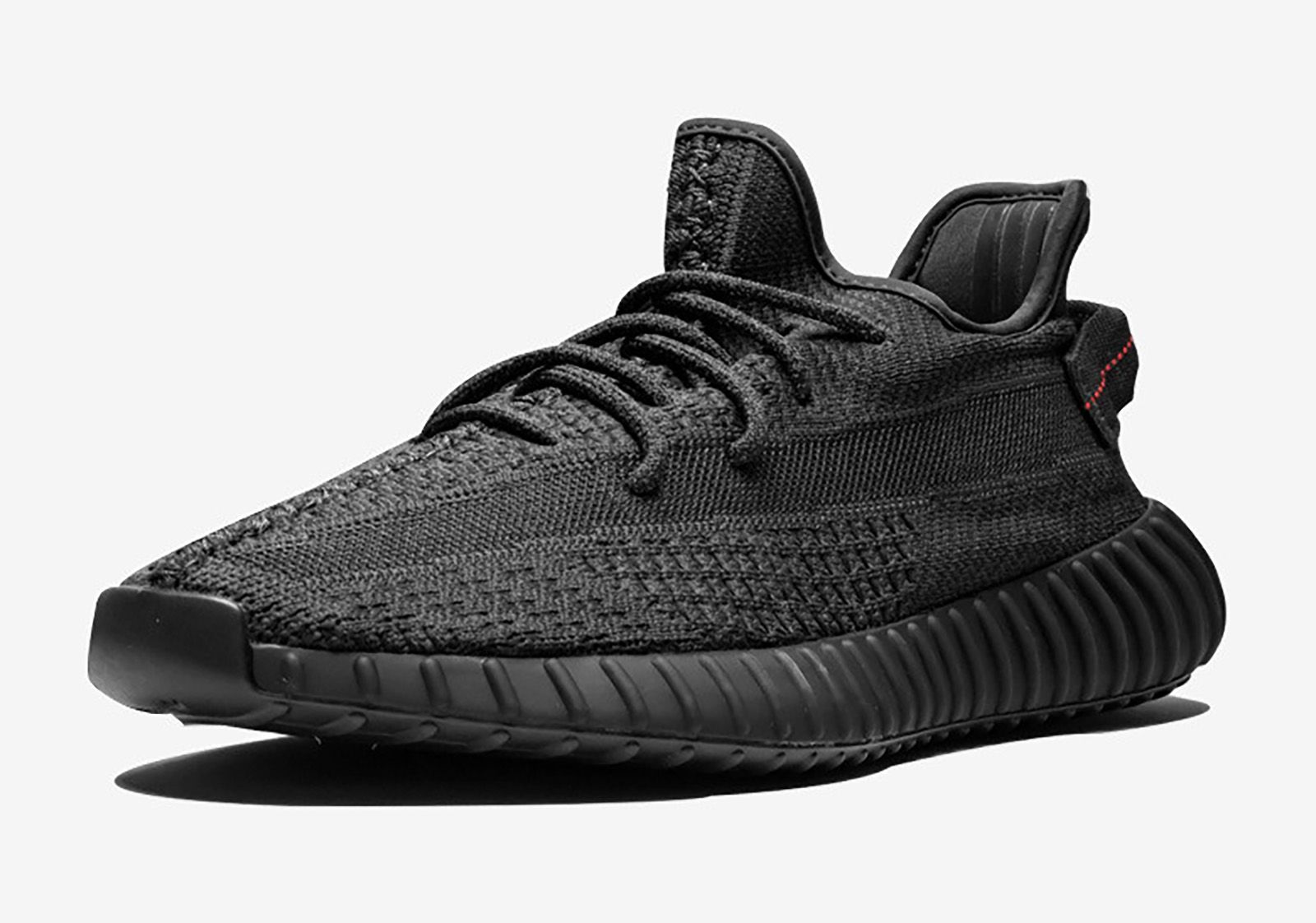 Salvaje en términos de Decorativo Adidas Yeezy Boost 350 V2: Shoppers line up for new Kanye West sneaker | CNN