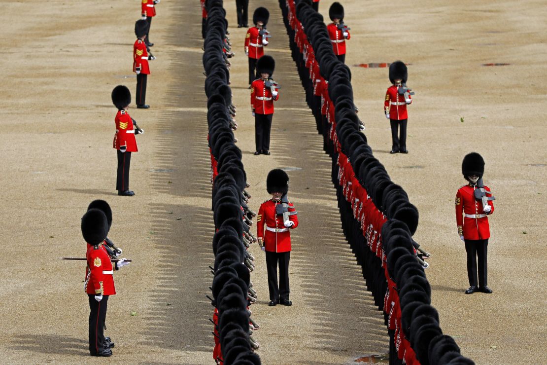 The Parade moves from Buckingham Palace and down the Mall to Horse Guard's Parade in Whitehall.