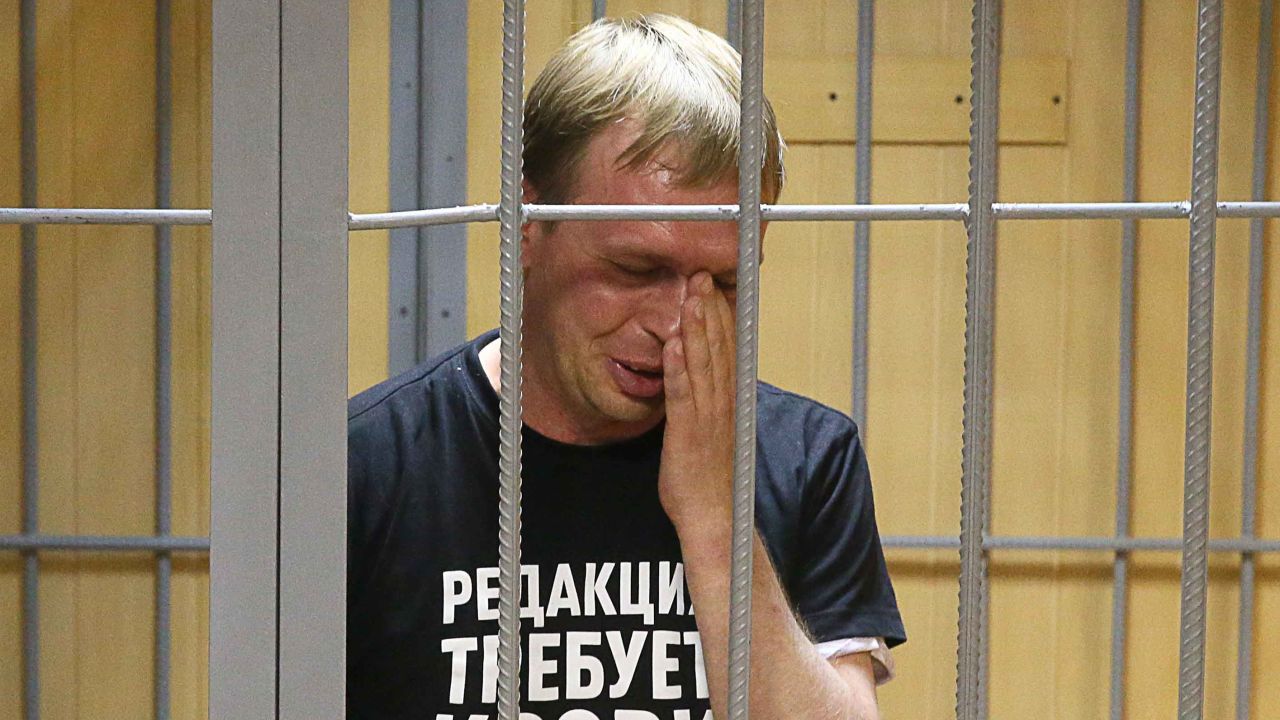 Golunov breaks down during a hearing at a Moscow court on Saturday.