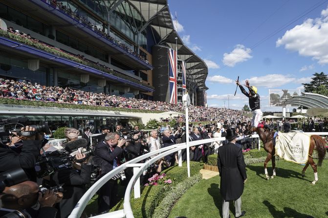 Royal Ascot features five top-level Group 1 races over its five days with the highlight being the Ascot Gold Cup. Jockey Frankie Dettori won on Stradivarius for trainer John Gosden in 2018.