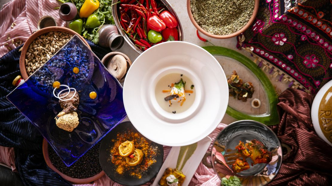 Four Seasons Kuda Huraa's Baraabaru focuses on South Asian cuisine.