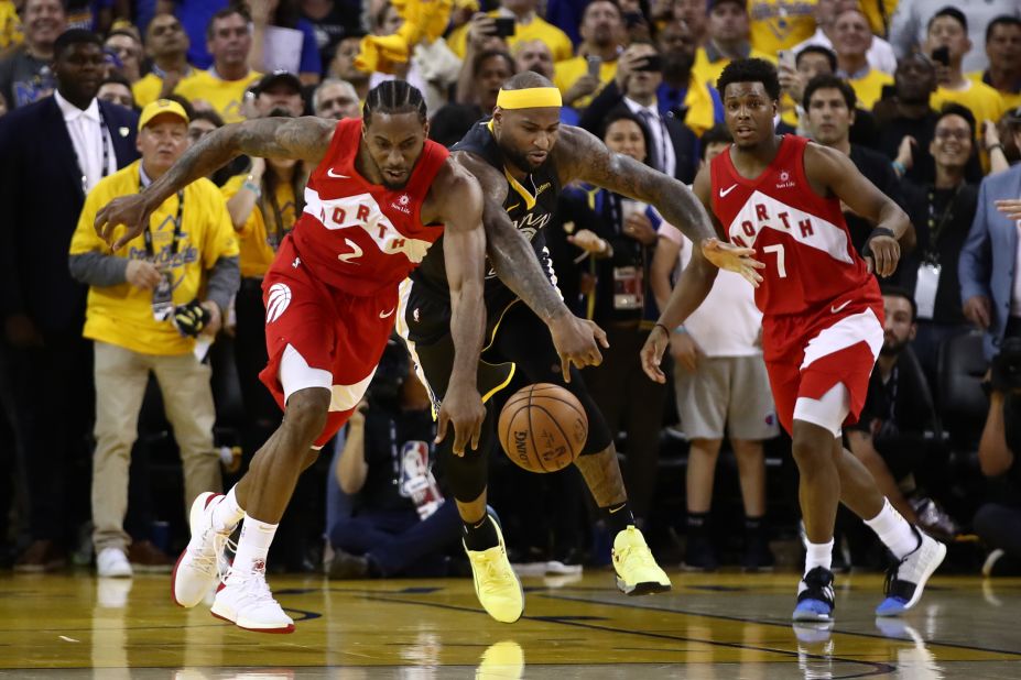 Leonard and DeMarcus Cousins battle for a loose ball late in Game 6 as the Raptors led by one and the last few seconds ticked away.